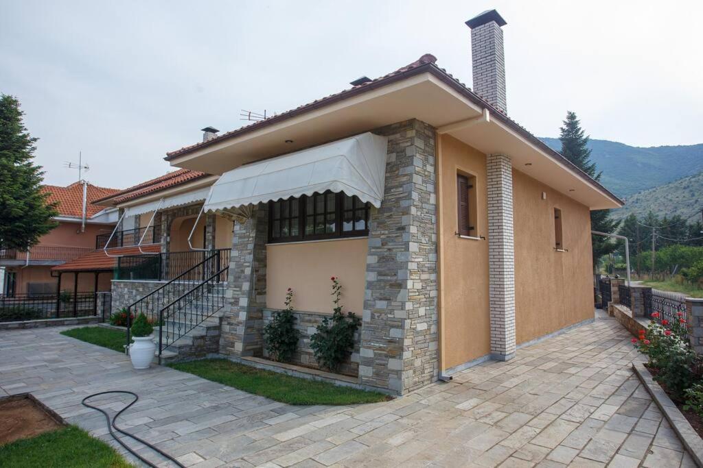 Βίλα Για Όλες Τις Εποχές Του Χρόνου Kozani Luaran gambar